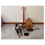 Cavalier Guardsman Deluxe Shoe Care Kit with Accessories