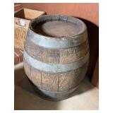 Reisch Bros. Springfield, Ill. Wooden Barrel