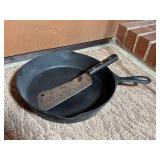 Favorite Piqua Ware Size 10 Cast Iron Skillet and Cleaver Set