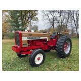 1970 International 656 Hydro Diesel Utility Golden Demonstrator
