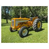 International Harvester 2444 Gas