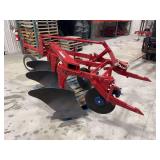 International Harvester 312 Fast-Hitch Moldboard Plow