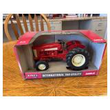 1/16 International 350 Utility