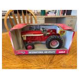 1/16 International 460 Utility