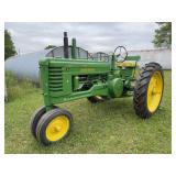 John Deere Late Styled Model B