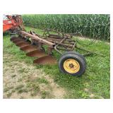 (6) Bottom IH Plow