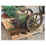 John Deere 1 1/2 Horse Hit and Miss Engine