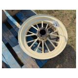 Round Spoke Wheel