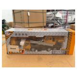 Ao Hai 8-Channel Remote Control Crane Truck Toy