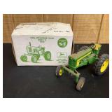 1/16 John Deere 720 Hi-Crop 1990 Two Cylinder NIB Ertl