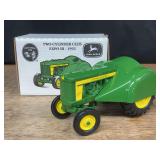 1/16 John Deere 620 Orchard 1992 Two Cylinder NIB Ertl