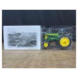 1/16 John Deere 420 V 2003 Two Cylinder NIB Ertl