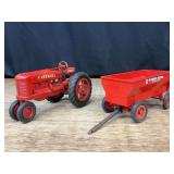 (2) 1/16 Farmall M + Wagon Product Miniature