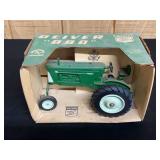 1/16 Oliver 880 NIB SC