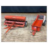 (2) 1/16 Tru-Scale Spreader + Grain Drill Carter