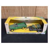 1/32 John Deere Truck, Trailer, Gator Set NIB Ertl