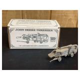 1/43 John Deere Thresher Pewter NIB SC