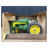 1/16 John Deere 630 LP Collector NIB Ertl