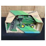 1/28 John Deere 9600 Combine Collector NIB Ertl