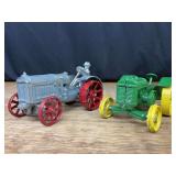 (2) 1/16 John Deere D + McCormick-Deering