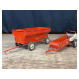 (2) 1/16 Tru-Scale Spreader + Wagon Carter