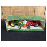 1/16 John Deere 330 + 430 Dubuque Set NIB Ertl