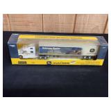 1/64 John Deere Dubuque Works Semi NIB Ertl
