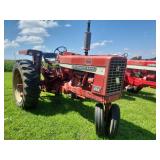 1968 Farmall 656 Gas