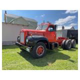 Mack B-61 Truck