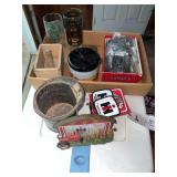 Flat Of Miscellaneous Items