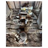 (4) Pumps