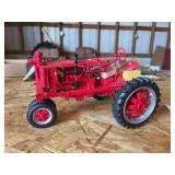 1/12 Farmall F-20