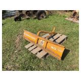 International Harvester No. 100 5’ Fast Hitch Blade
