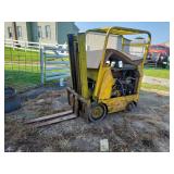 Towmotor Forklift