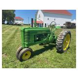 John Deere B