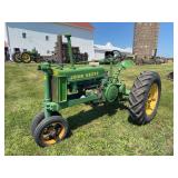 John Deere Unstyled B