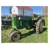 John Deere Model 40