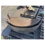 (2) Allis Chalmers Fenders