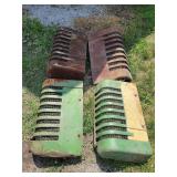 John Deere Grilles