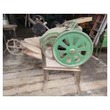 John Deere Corn Sheller
