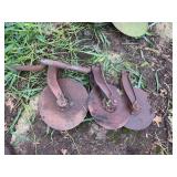 (3) Coulters