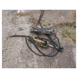 (2) Hydraulic Cylinders