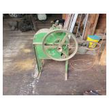 John Deere Corn Sheller
