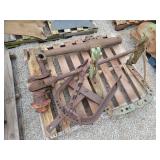Steering Pedestal and Hitches