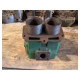 John Deere B Block