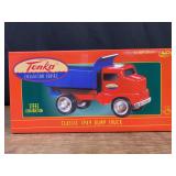 1/18 1949 Tonka Dump Truck NIB Hasbro