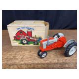 1/16 Ford 901 1986 NFTS NIB Ertl