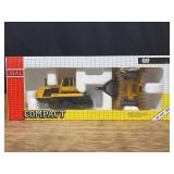 1/50 Caterpillar Challenger 65 + Disk Set NIB Joal