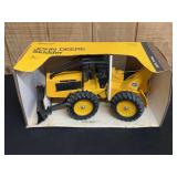 1/16 John Deere Skidder NIB Ertl