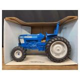 1/16 Ford 7710 NIB Ertl